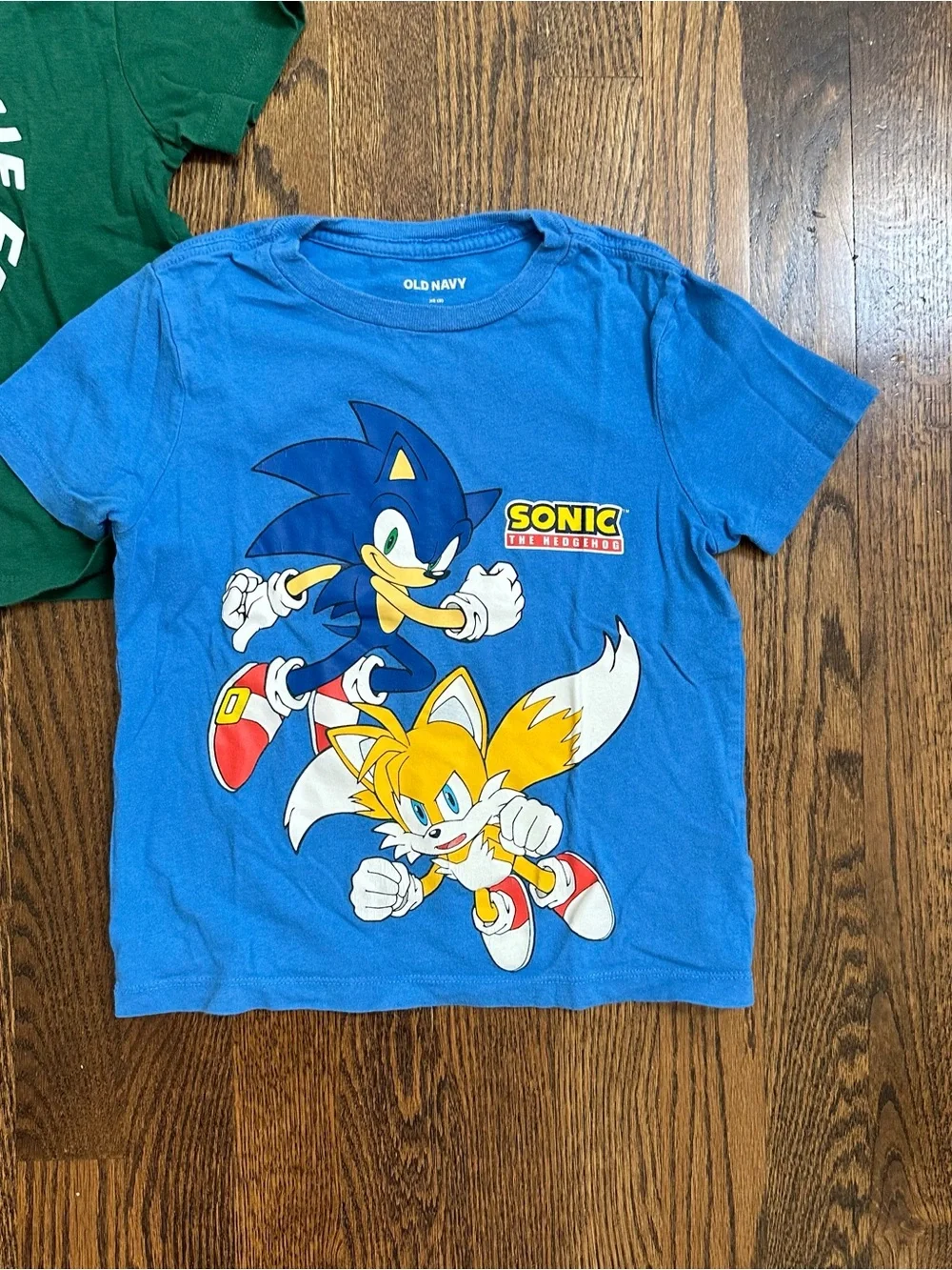 Old Navy Graphic Ts